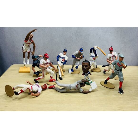 Vtg Starting Line Ups Sports Action Figures MLB, NFL, NBA, Barkley, Gonzalez - Picture 1 of 7